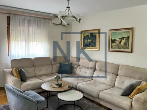 Prodaja, trosoban stan, 87m², Stari Aerodrom, Podgorica
