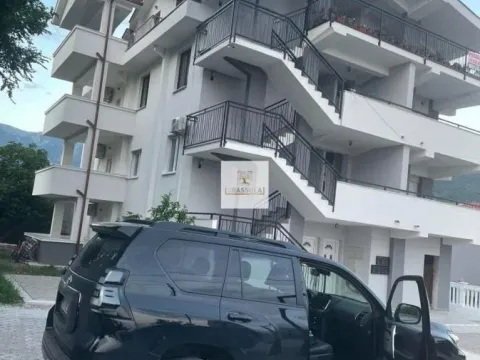 Sale, two bedroom apartment, 83m², Šušanj, Bar