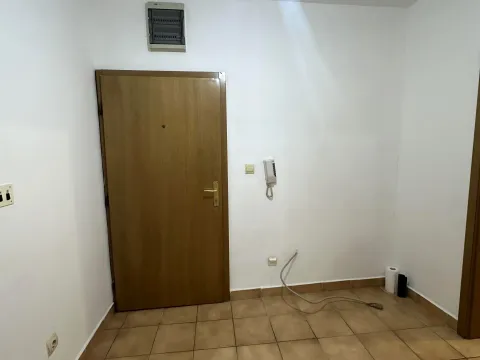 Sale, one bedroom apartment, 55m², Zagorič, Podgorica - image 2