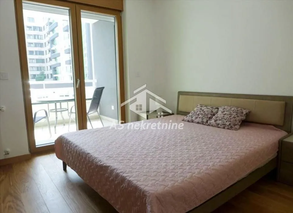 Rent, two bedroom apartment, 60m², Novi Beograd Blok 65, Novi Beograd Sve Podlokacije