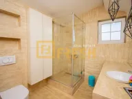 Izdavanje, kuća, 320m², Gornja Gorica, Podgorica - image 26