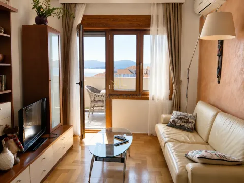 Rent, one bedroom apartment, 45m², Centar, Tivat - image 3