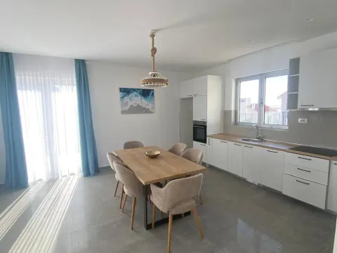 Rent, house, 11m², Blizikuće, Budva - image 10