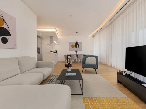 Sale, three bedroom apartment, 180m², Budva, Crna Gora - image 18