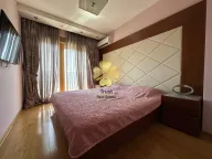 Izdavanje, trosoban stan, 110m², Momišići, Podgorica - image 12