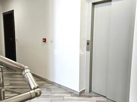 Prodaja, trosoban stan, 74m², Lion, Zvezdara Sve Podlokacije - image 20