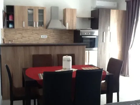 Prodaja, kuća, 130m², Šušanj, Bar - image 5