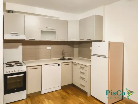 Izdavanje, dvosoban stan, 55m², Centar, Podgorica - image 6