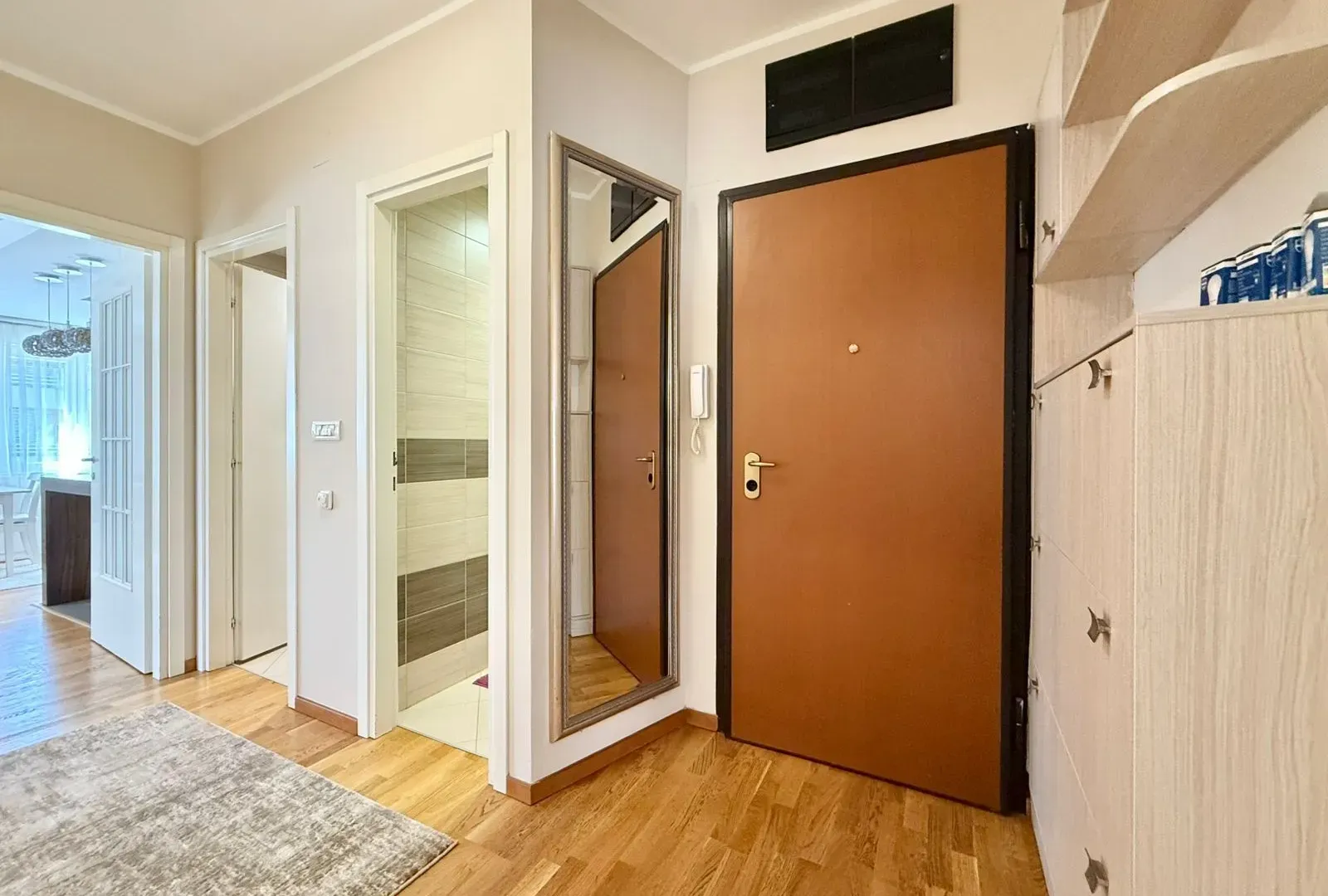 Sale, two bedroom apartment, 69m², City Kvart, Podgorica