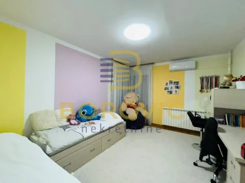 Prodaja, četvorosoban stan, 92m², Kneževac, Beograd - image 9