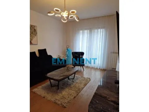 Rent, two bedroom apartment, 60m², Savski Venac, Beograd - image 2