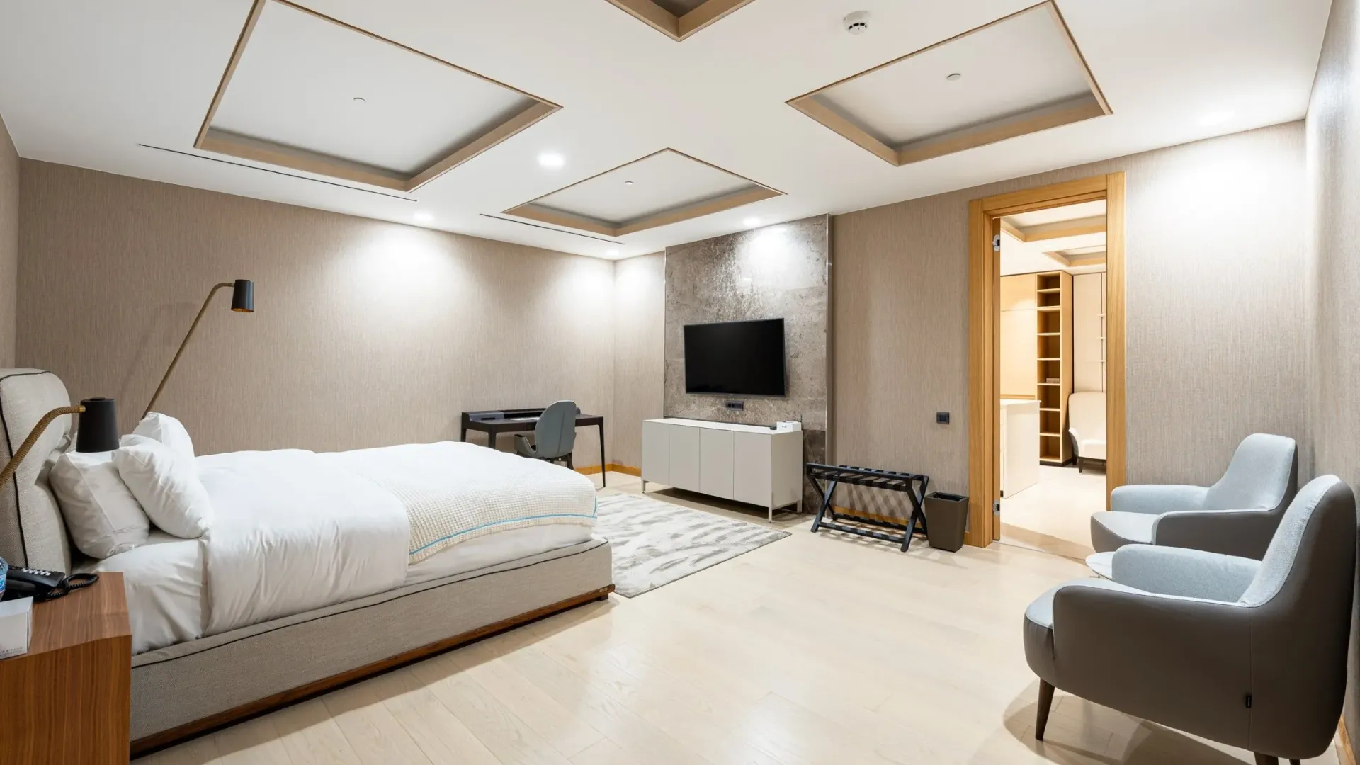 Prodaja, stan, 710m², Đuraševići, Tivat