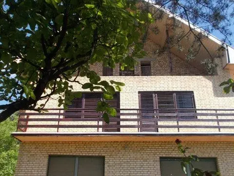 Sale, house, 360m², Banja Vrdnik, Irig - image 2