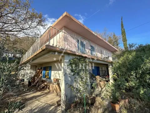 Prodaja, kuća, 260m², Zagrađe, Bar