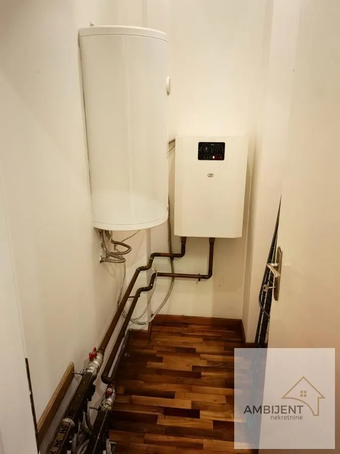 Prodaja, trosoban stan, 144m², Stari Grad, Beograd