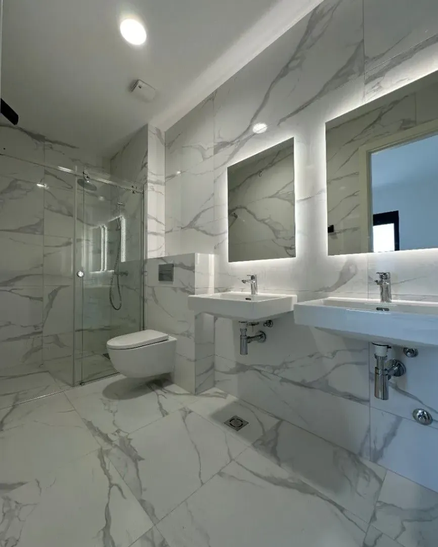 Prodaja, dvosoban stan, 63m², Krivi Most, Podgorica