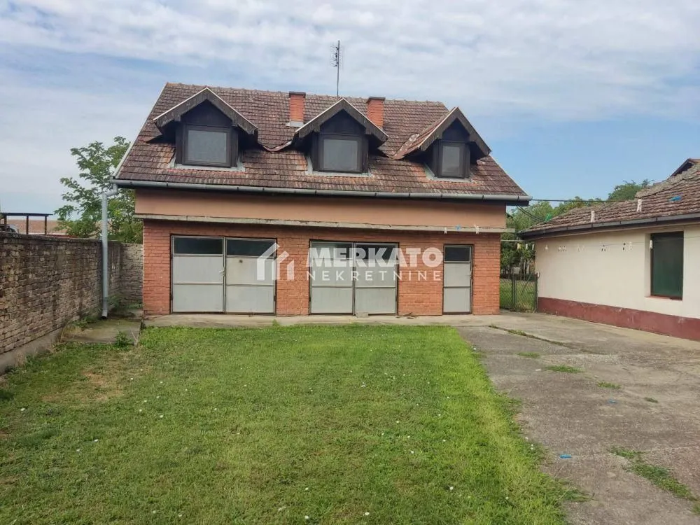 Prodaja, kuća, 472m², Čenta, Zrenjanin