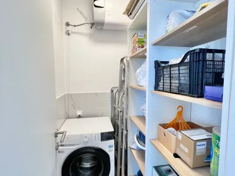 Rent, one bedroom apartment, 83m², Bečići, Budva - image 13