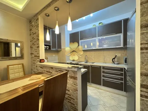 Izdavanje, dvosoban stan, 76m², Gorica C, Podgorica - image 4