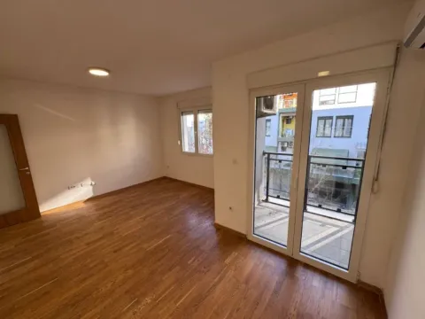 Prodaja, jednosoban stan, 43m², Podgorica, Crna Gora - image 5