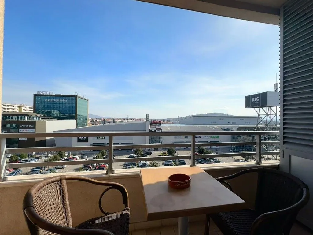 Izdavanje, garsonjera, 35m², City Kvart, Podgorica