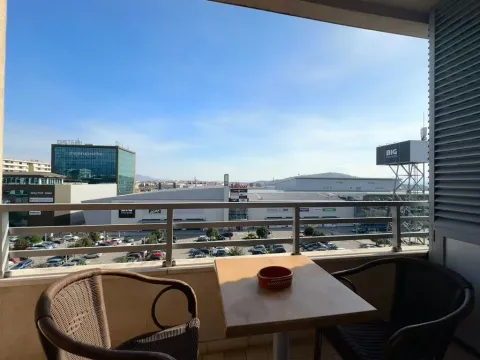 Izdavanje, garsonjera, 35m², City Kvart, Podgorica - image 2