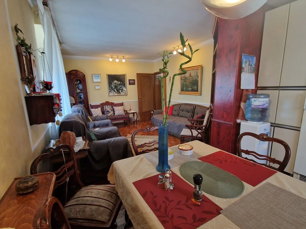 Prodaja, kuća, 79m², Vračar Sve Podlokacije, Beograd