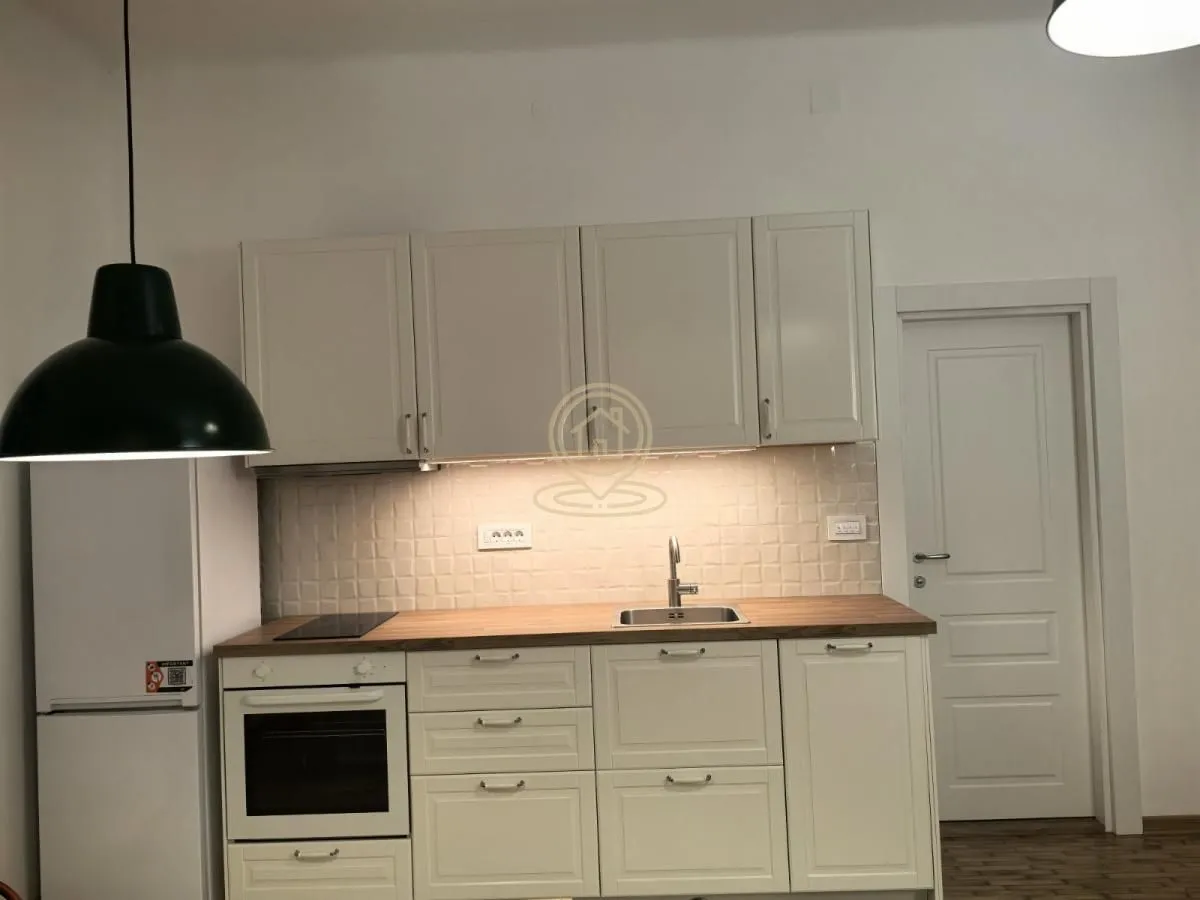 Rent, two bedroom apartment, 60m², Kalenić Pijaca, Vračar Sve Podlokacije