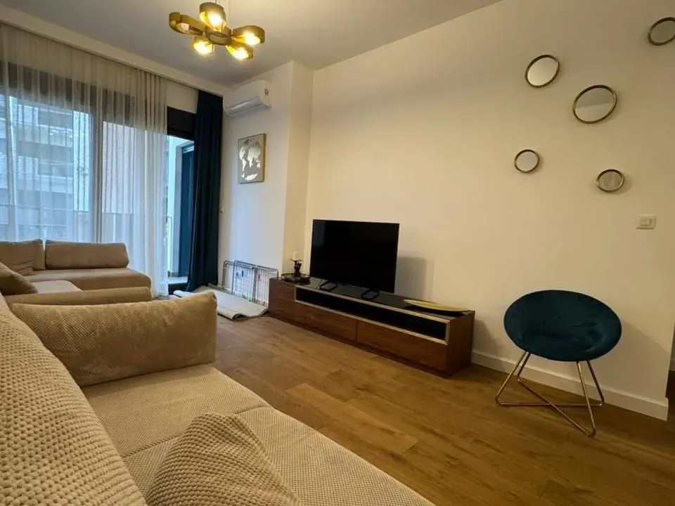 Prodaja, jednosoban stan, 65m², Centar, Bar