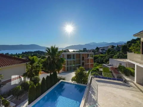 Prodaja, kuća, 290m², Tivat, Crna Gora - image 21