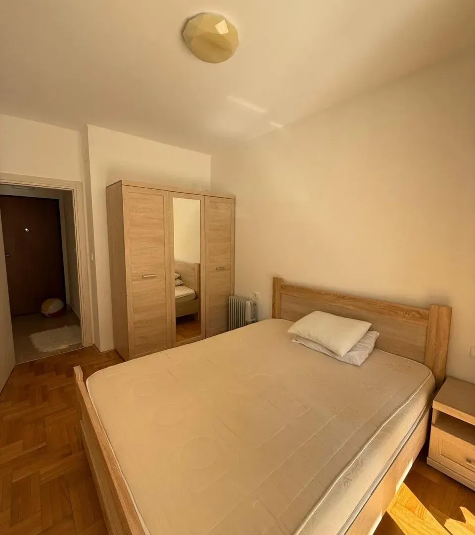 Prodaja, jednosoban stan, 40m², Maslinjak, Budva