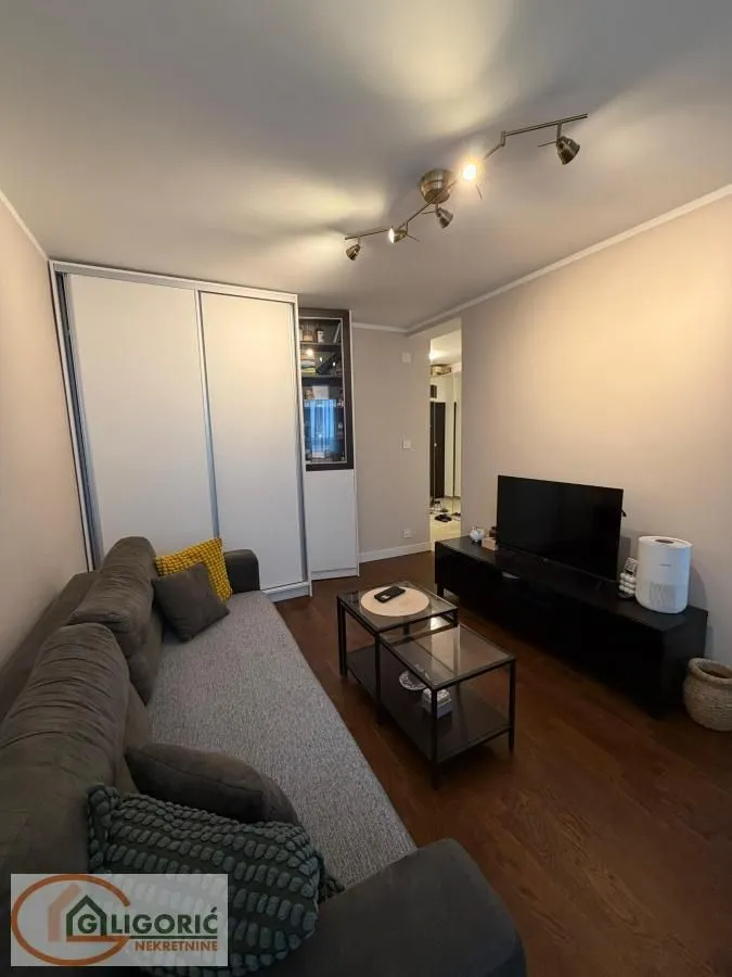 Sale, one bedroom apartment, 42m², Zemun Sve Podlokacije, Beograd