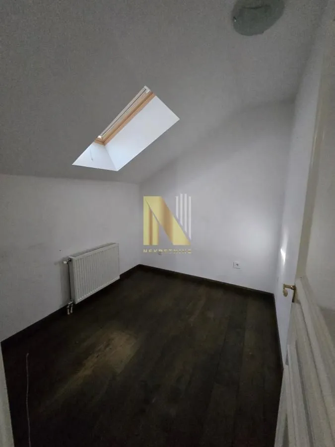 Izdavanje, stan, 132m², Novo naselje, Novi Sad