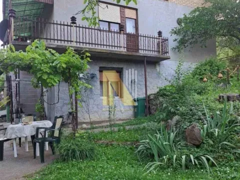 Prodaja, kuća, 92m², Rakovac, Novi Sad Sve Podlokacije