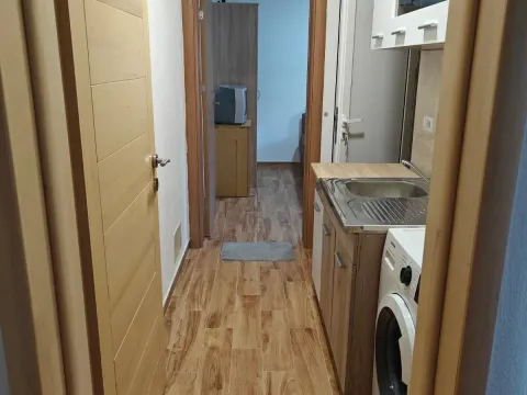 Prodaja, kuća, 370m², Šušanj, Bar - image 8