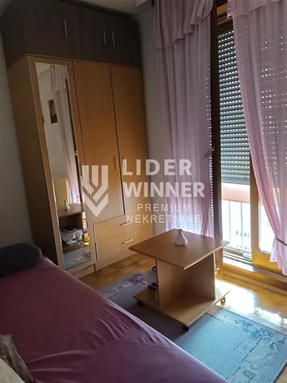 Prodaja, trosoban stan, 73m², Vidikovački venac, Rakovica