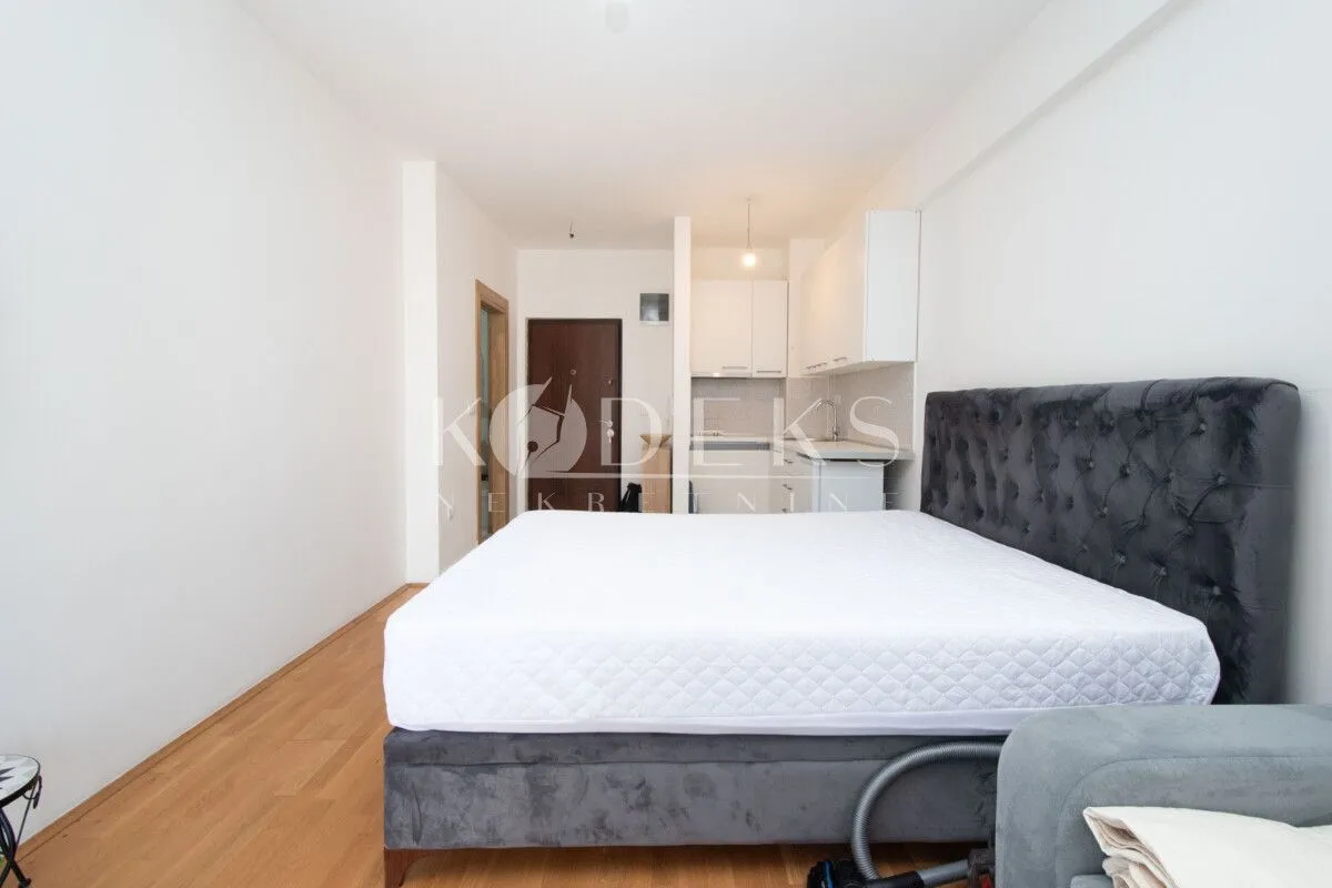 Rent, studio apartment, 24m², Stari Aerodrom, Podgorica