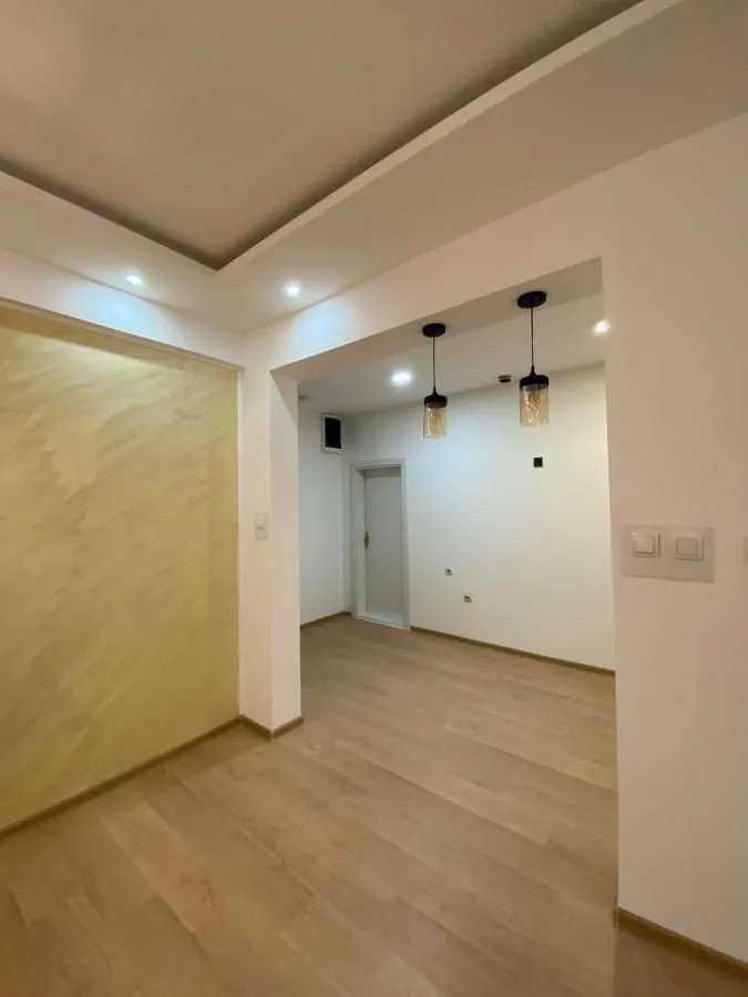 Prodaja, trosoban stan, 64m², Kikinda, Srbija