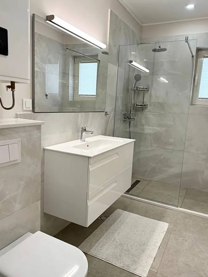 Prodaja, trosoban stan, 92m², Tivat, Crna Gora