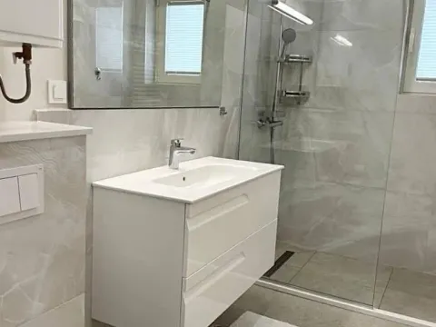 Prodaja, trosoban stan, 92m², Tivat, Crna Gora - image 7