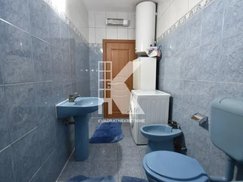 Rent, one bedroom apartment, 70m², Konik, Podgorica - image 10