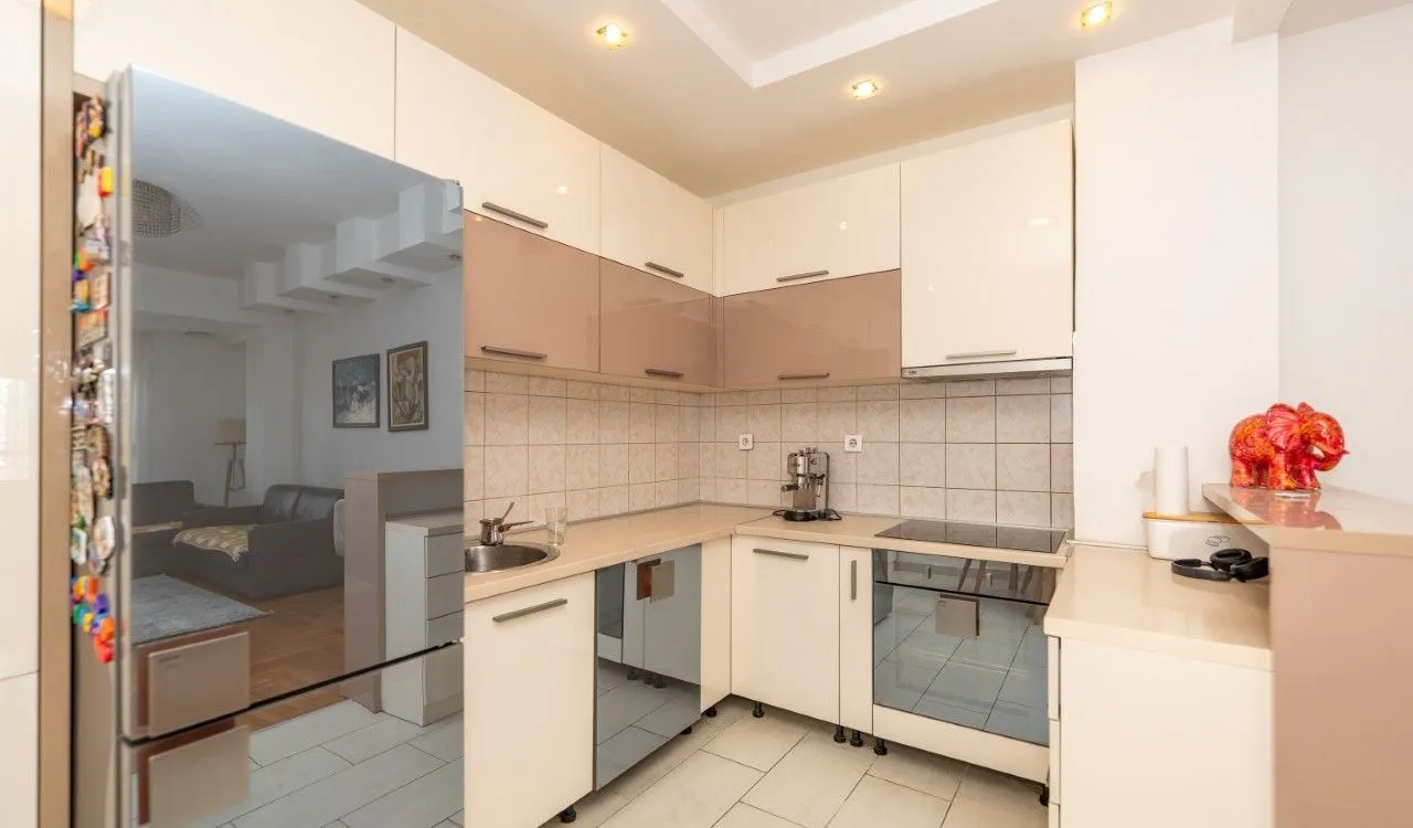 Rent, three bedroom apartment, 92m², City Kvart, Podgorica