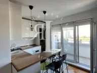 Izdavanje, trosoban stan, 60m², Savski Venac, Beograd - image 3