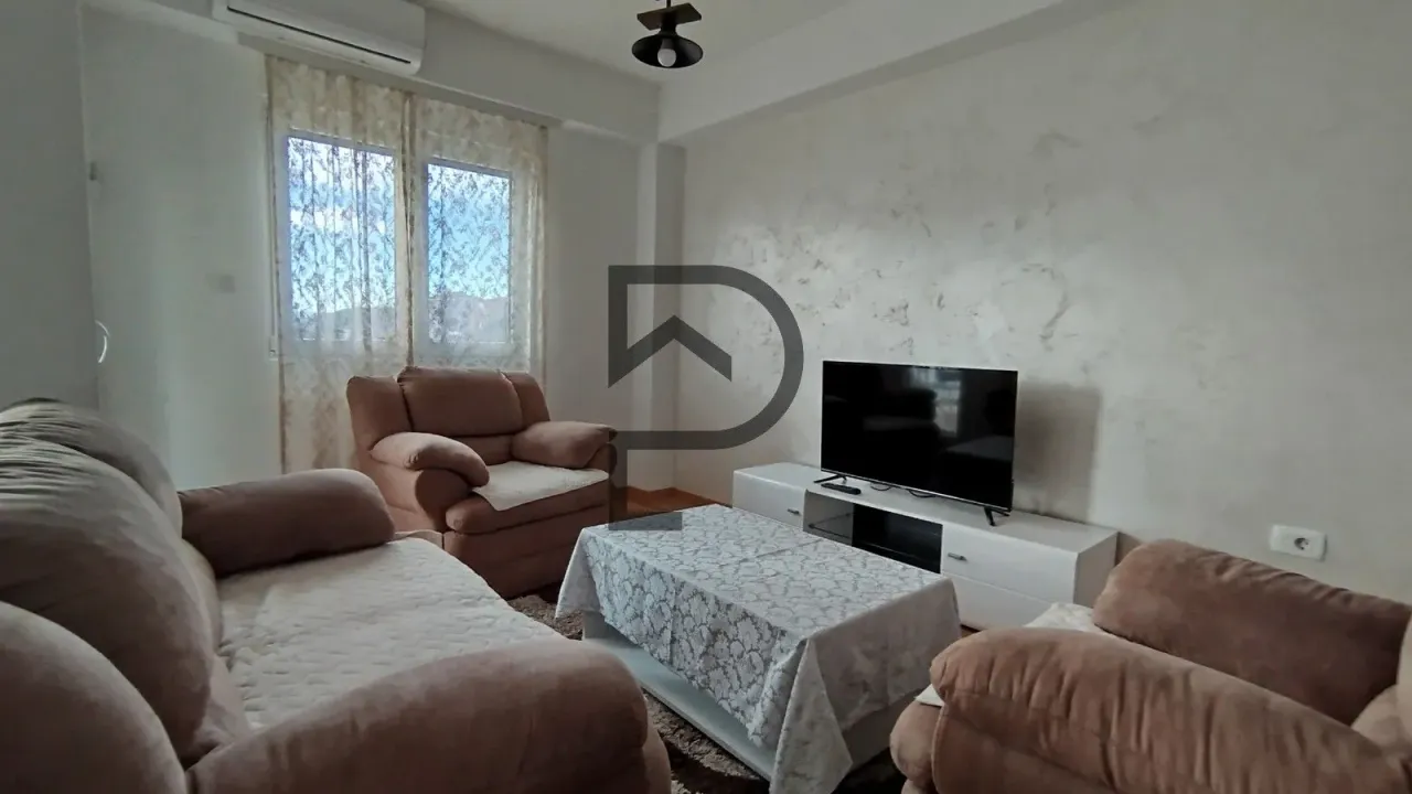 Izdavanje, stan, 51m², Pobrežje, Podgorica