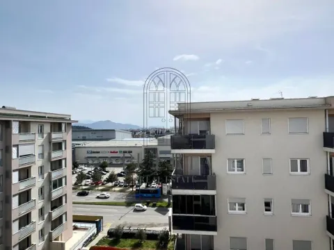 Sale, one bedroom apartment, 53m², City Kvart, Podgorica - image 8