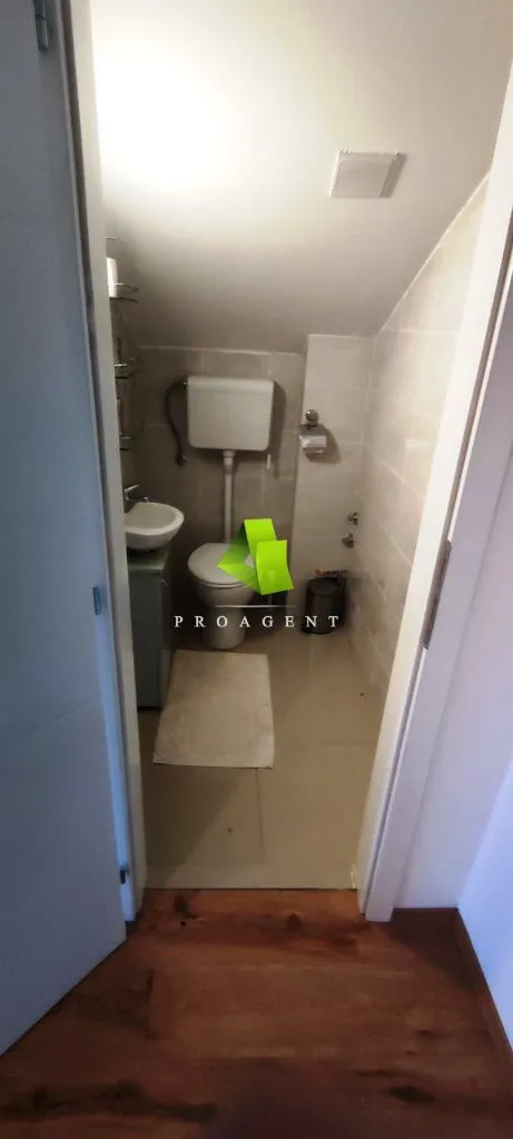 Prodaja, kuća, 280m², Gadžin Han, Srbija