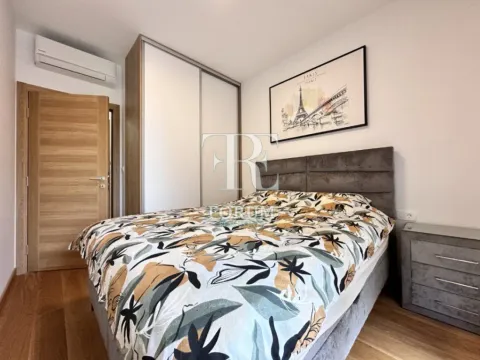 Rent, one bedroom apartment, 50m², New City, Podgorica - image 10