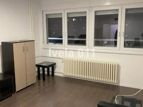 Stan in Zvezdara Sve Podlokacije