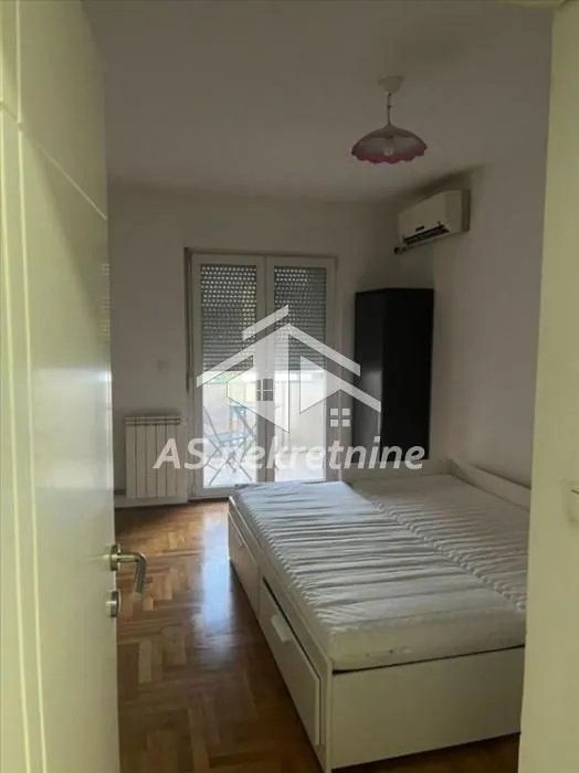 Rent, two bedroom apartment, 52m², Đeram Pijaca, Beograd