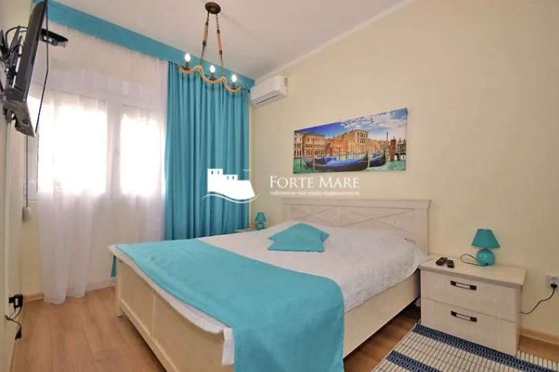 Prodaja, trosoban stan, 80m², Đenovići, Herceg Novi